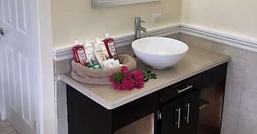 Mangrove Cay Sea View Villas