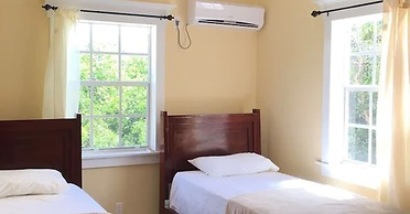 Mangrove Cay Sea View Villas