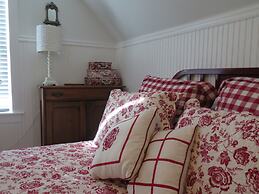 Yellow House Bed and Breakfast
