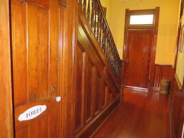 Yellow House Bed and Breakfast