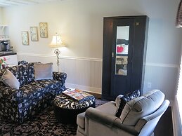Yellow House Bed and Breakfast