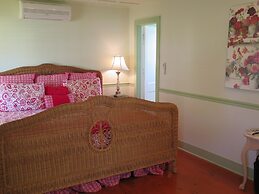 Yellow House Bed and Breakfast
