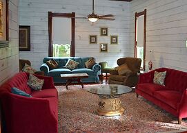 Yellow House Bed and Breakfast