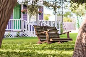 Yellow House Bed and Breakfast