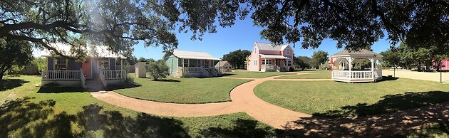 Yellow House Bed and Breakfast