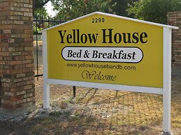 Yellow House Bed and Breakfast