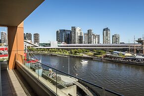 Melbourne Holiday Apartments Flinders Wharf