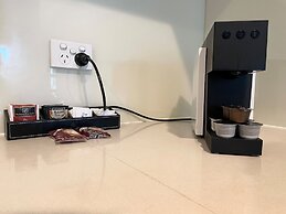 Melbourne Holiday Apartments Flinders Wharf