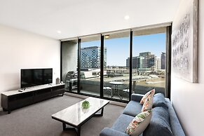 Melbourne Holiday Apartments Flinders Wharf