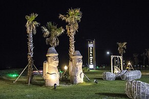 Sun & Moon Resort