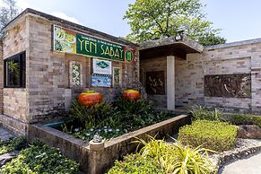 Coconut Beach Resort