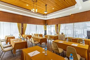 Coconut Beach Resort