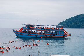 Coconut Beach Resort