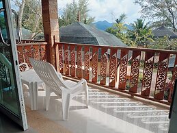 Coconut Beach Resort