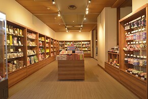 Atami Seaside Spa & Resort