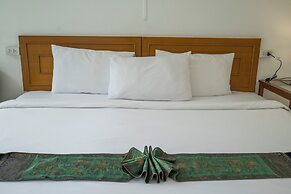 Mam Kai Bae Beach Resort