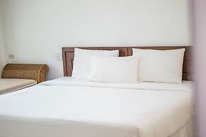 Mam Kai Bae Beach Resort