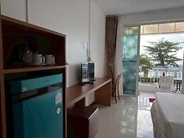 Mam Kai Bae Beach Resort