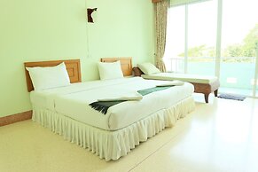 Mam Kai Bae Beach Resort