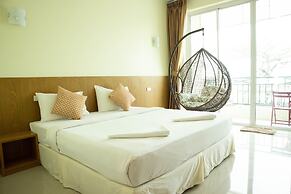 Mam Kai Bae Beach Resort