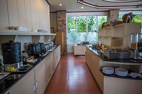 Mam Kai Bae Beach Resort