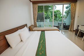 Mam Kai Bae Beach Resort