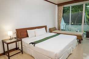 Mam Kai Bae Beach Resort