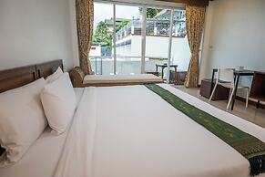 Mam Kai Bae Beach Resort