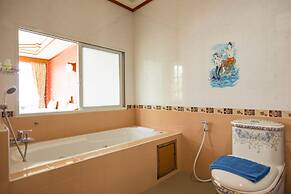 Mam Kai Bae Beach Resort