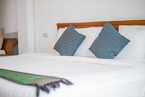 Mam Kai Bae Beach Resort