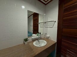 Mam Kai Bae Beach Resort