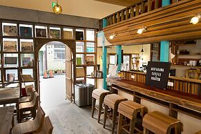 The Pax Hostel, Cafe & Records