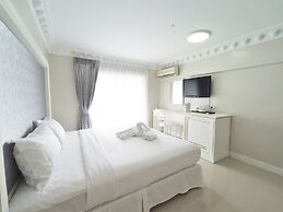 Romance Hotel Sukhumvit 97