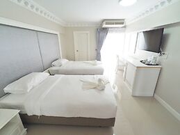 Romance Hotel Sukhumvit 97