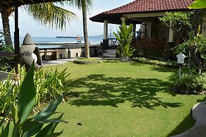 Segara Wangi Beach Cottages