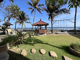 Segara Wangi Beach Cottages