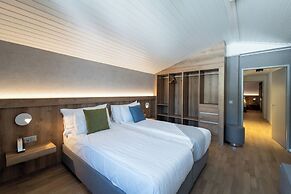 Victoria Hotel & Residence