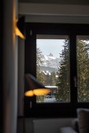 Victoria Hotel & Residence