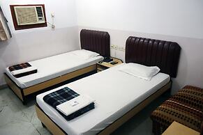 Hotel Akash Ganga