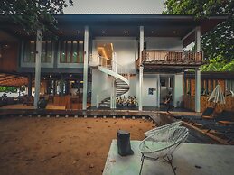 Sichon Cabana Beach Resort