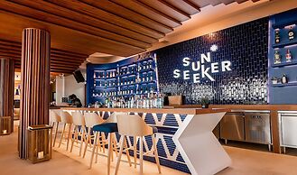 Sichon Cabana Beach Resort