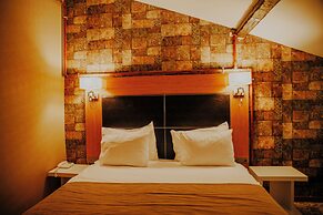 Elgarden Hotel & Residence