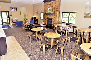 Cobblestone Inn & Suites - Manning