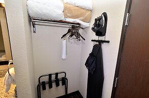 Cobblestone Inn & Suites - Manning