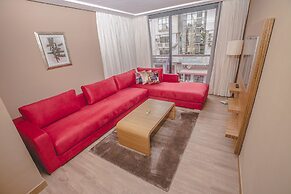 New Art's DownTown Hotel