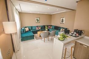 New Art's DownTown Hotel