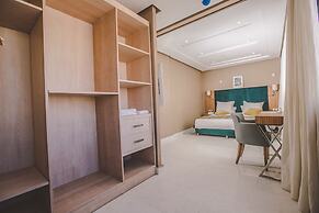 New Art's DownTown Hotel