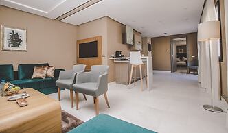 New Art's DownTown Hotel