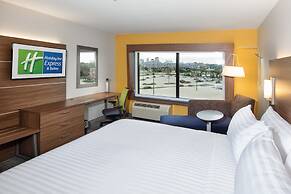 Holiday Inn Express & Suites East Peoria - Riverfront by IHG