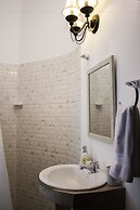 Meraki Boutique Hotel